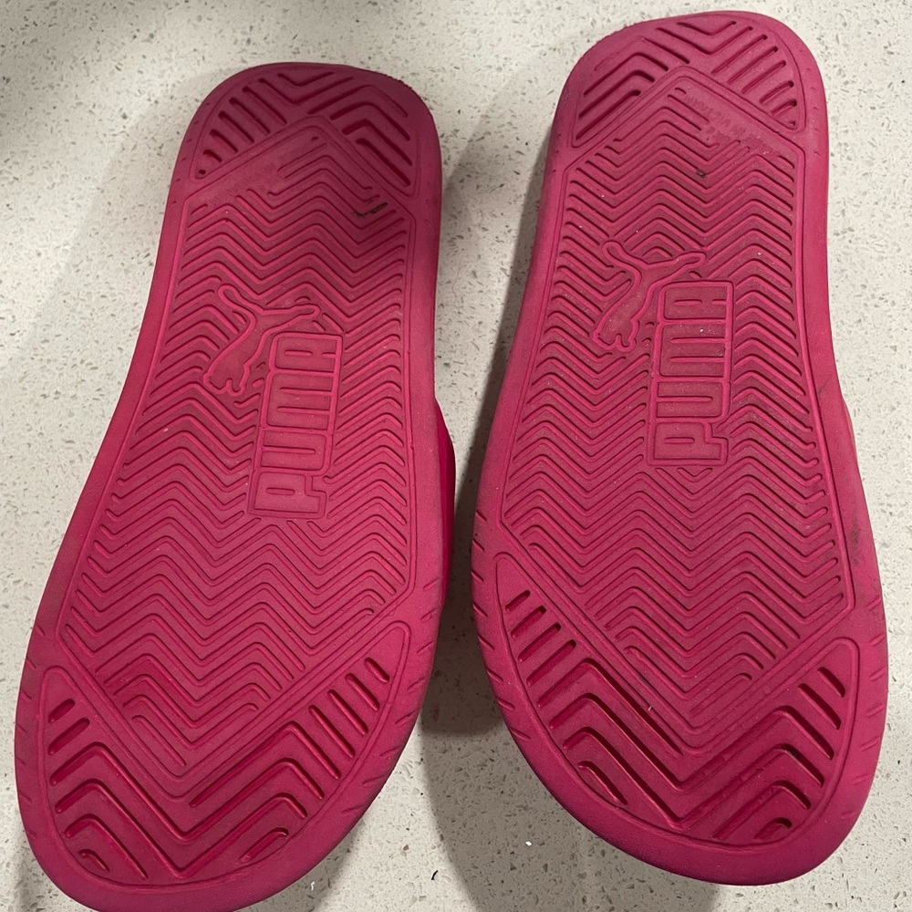 Puma Slides - Picture 3 of 3
